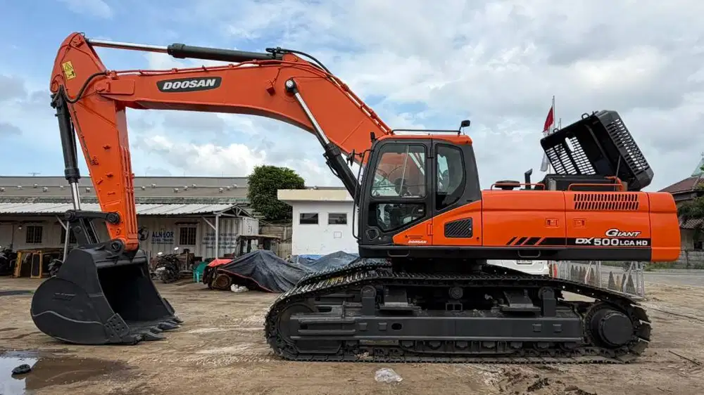 Excavator Doosan DX 500 dan 520 LCA 2017, 2018 & 2021