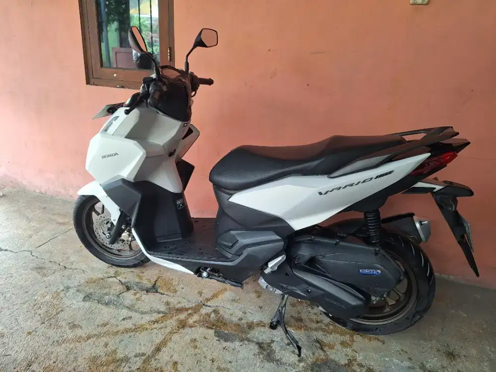Vario 160 abs 2022 km 13rb istimewa bisa cash/kredit syariah TERMURAH