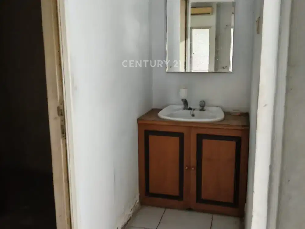 Ruko Strategis Sebrang Mansion Pine Di Kota Baru Parahyangan