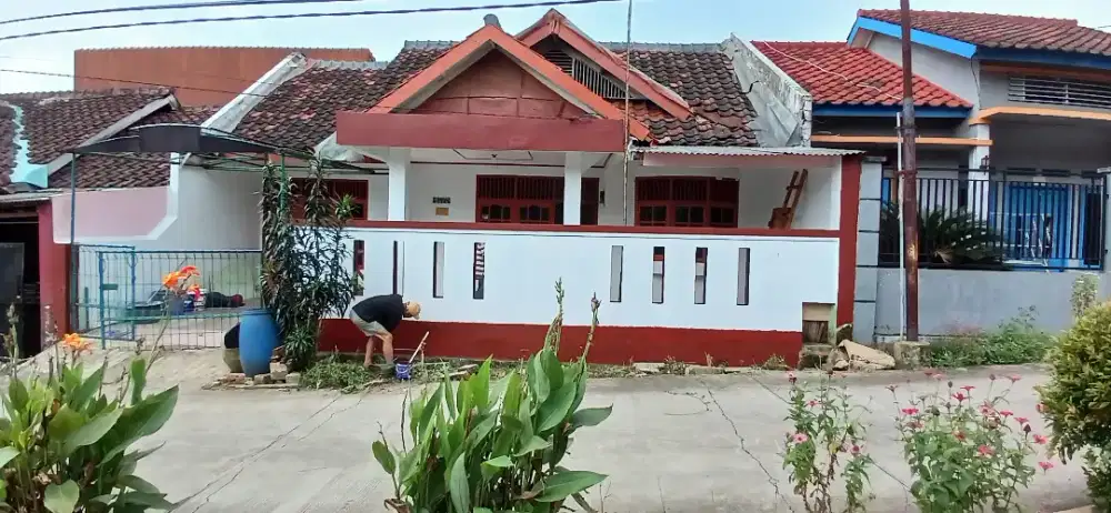 Di Jual Rumah di Perum Jomin Permai