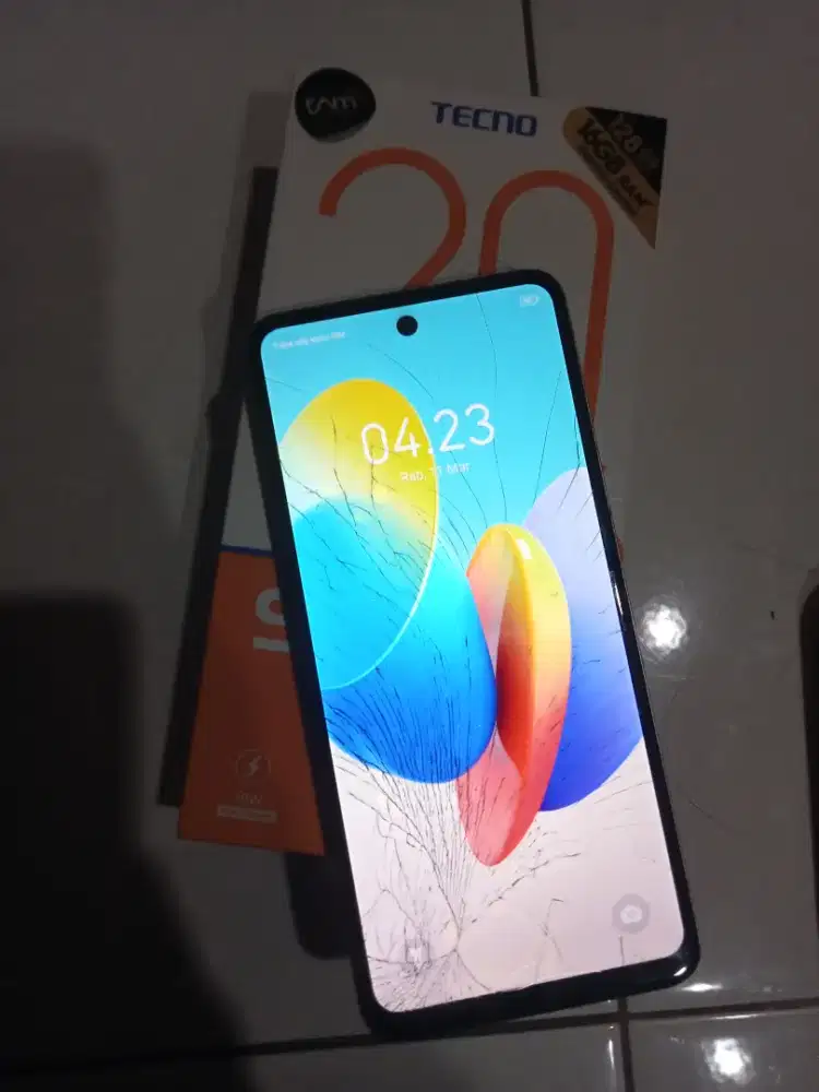 Tecno spark 20c ram 8+8/128 nfc