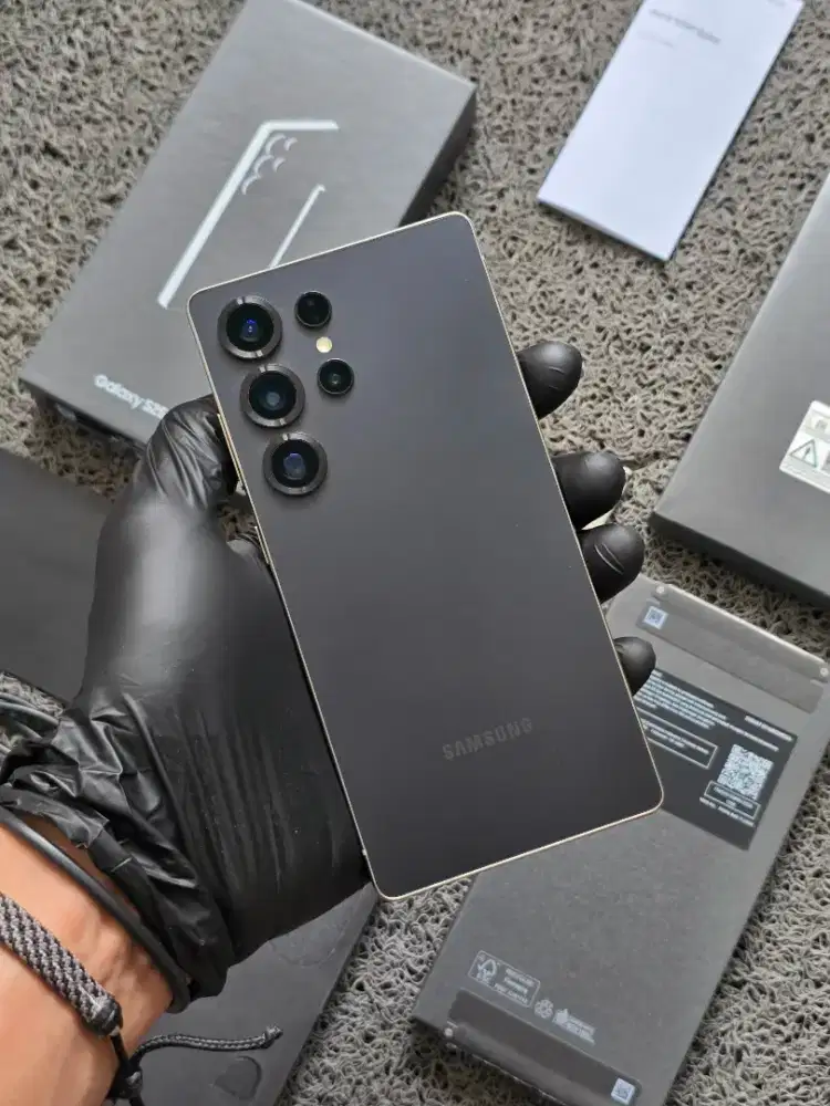 Samsung Galaxy S25 Ultra Titanium Black 256gb Fullset resmi