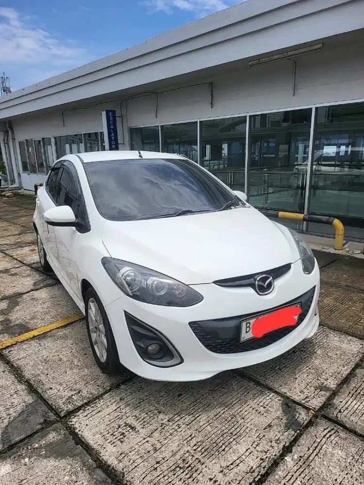 Mazda 2 R 2012 Matic