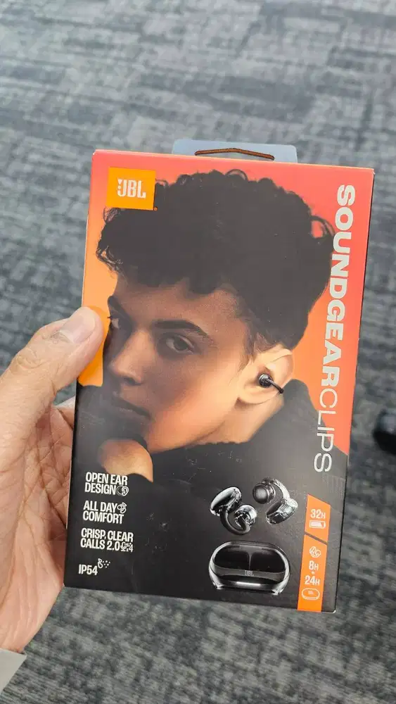 BNIB - JBL SOUNDGEAR CLIPS TWS Earphone Bluetooth - Black