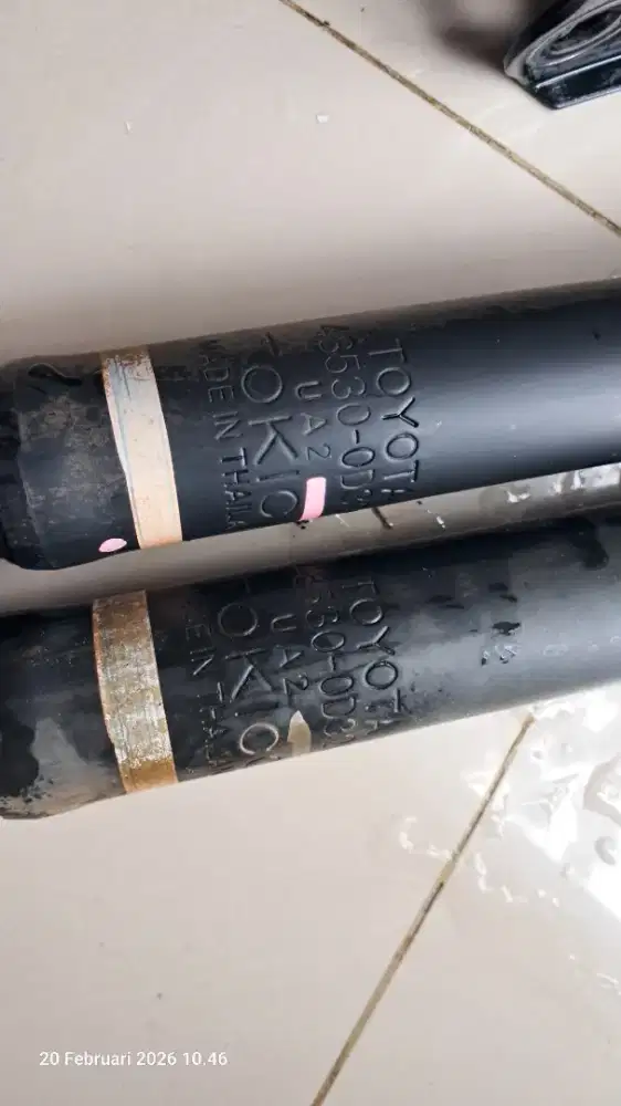 Shock original toyota yaris bakpao 2012, kondisi shock mati