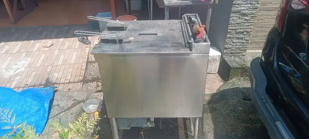 Deepfryer dua tungku