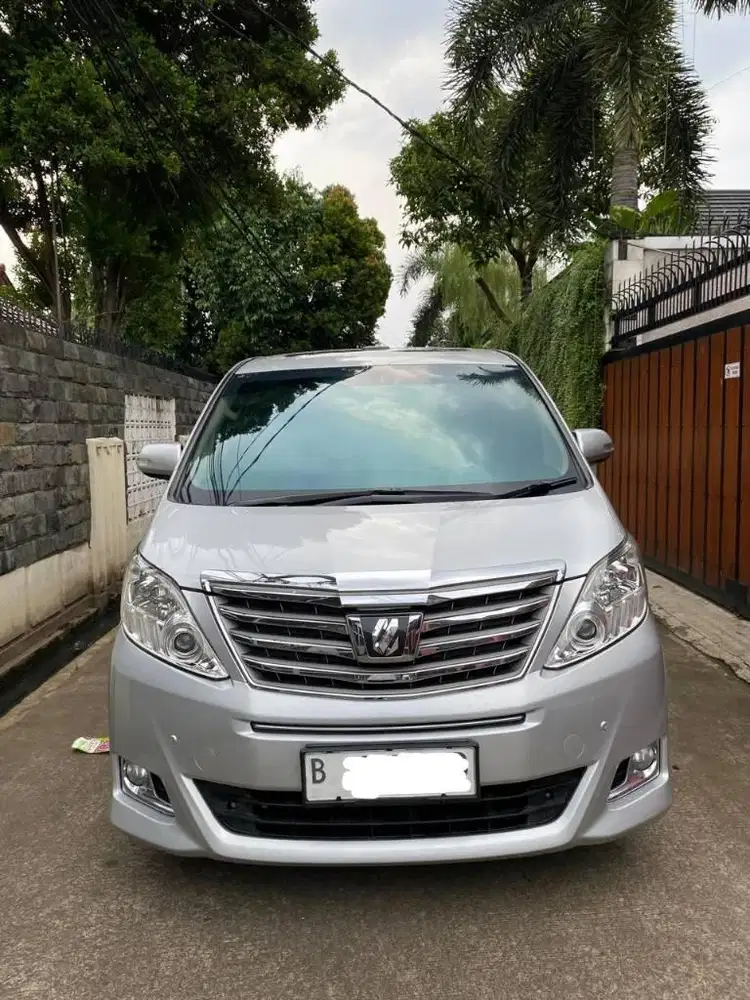 Alphard G 2.4 AT 2012