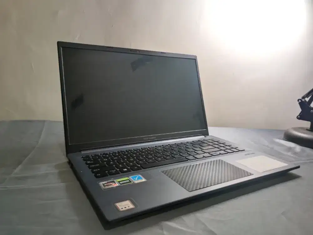 ASUS Vivobook Pro 15 M3500QC OLED – Ryzen 9 + RTX 3050 (Bekas)