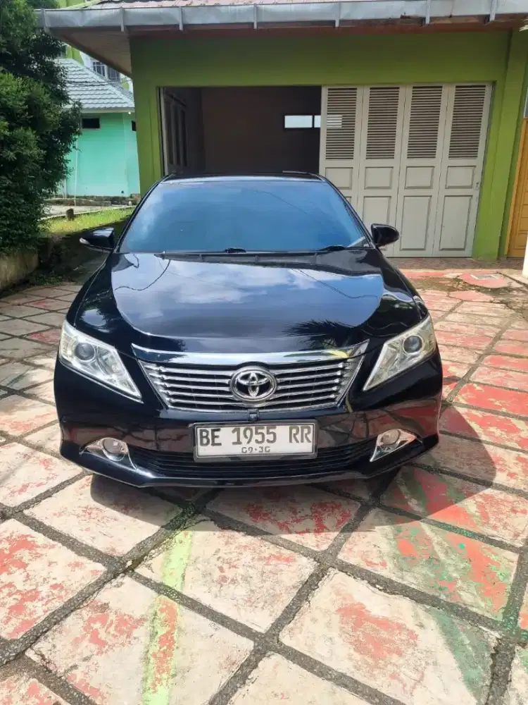 Bismillah..dijual CAMRY V 2.5 AT 2013 HITAM METALIC