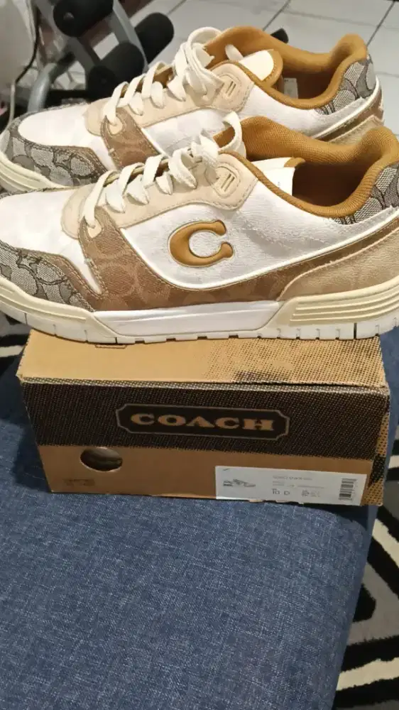 COACH Soho Sneaker In Mixed  Signature, Size 43 Original