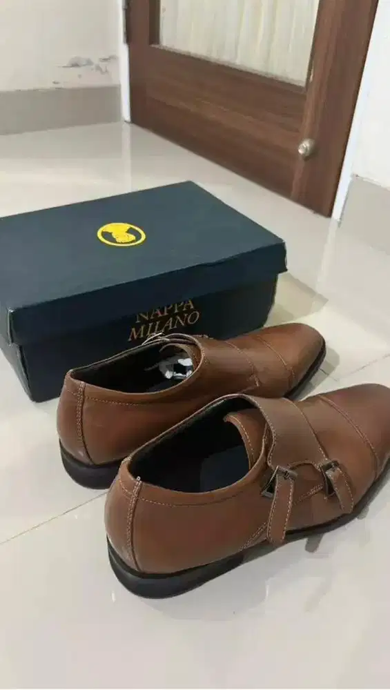 Nappa Milano Leather Loafers Size 43 – (Kondisi Baru)