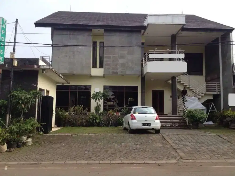 Rumah Bisa Untuk Usaha di Pulo Asem Utara Luas 386m