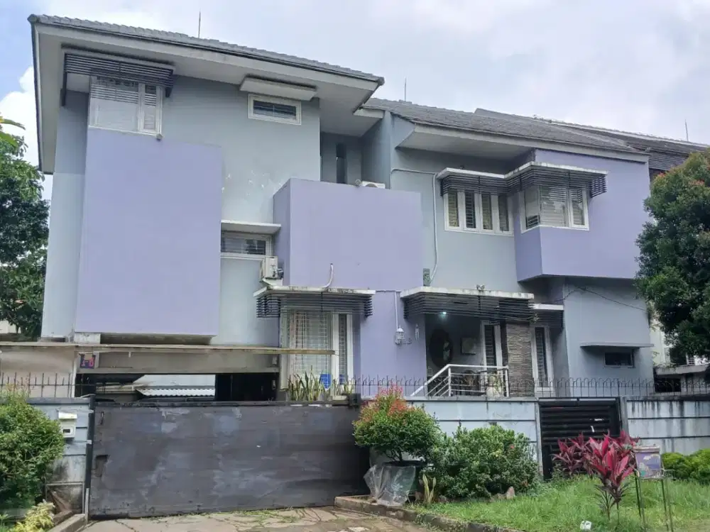 Rumah Nyaman dan lingkungan tenang, di pasar minggu  dijual