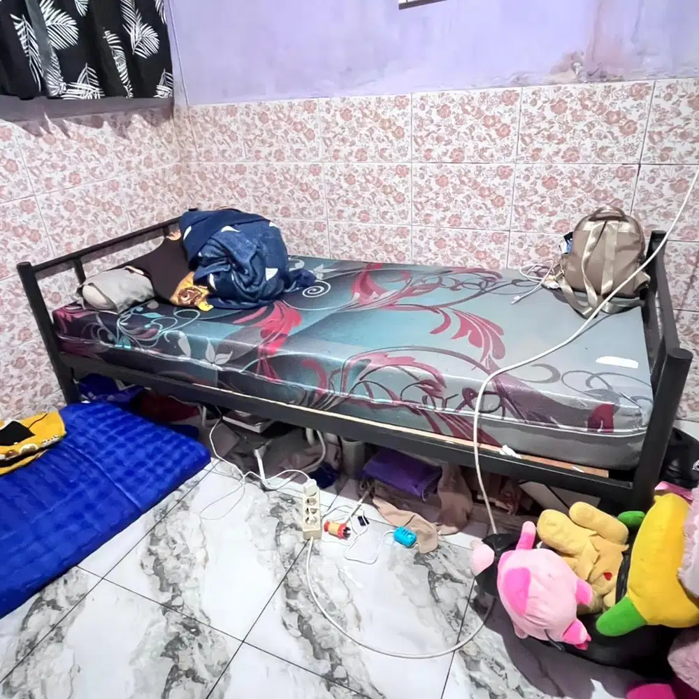 Ranjang Tempat Tidur Uk 90x200
