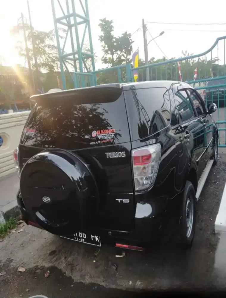 JUAL CEPAT TERIOS HITAM 2012