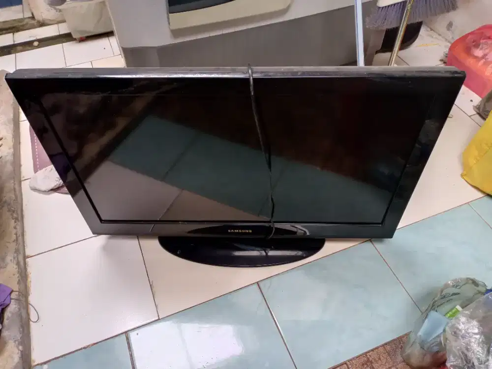 TV Samsung 32 inch