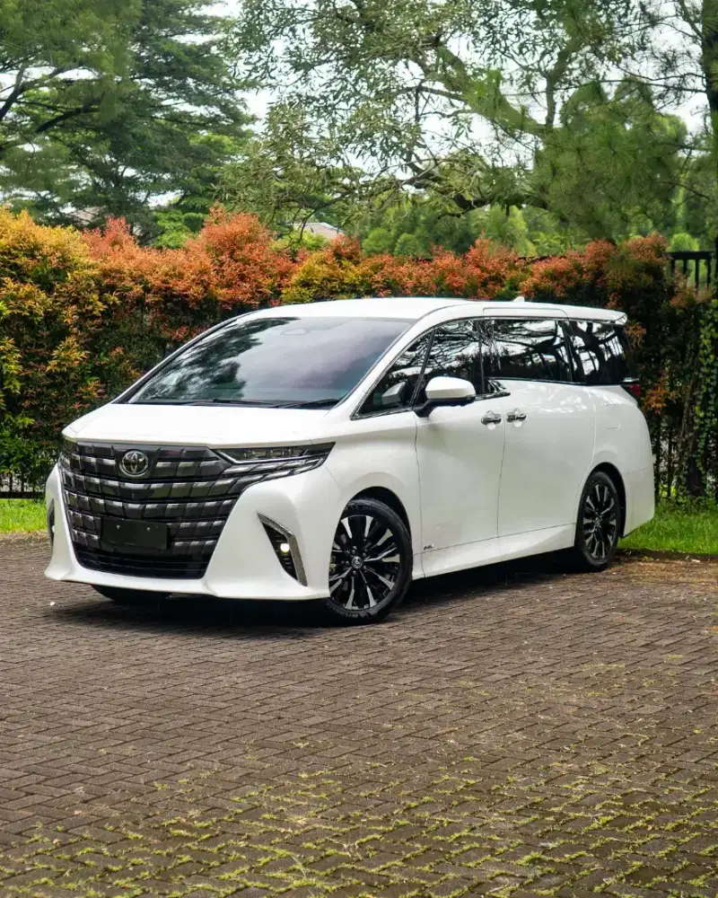 NEW Tpyota Alphard  2.5HEV  hybrid 2023