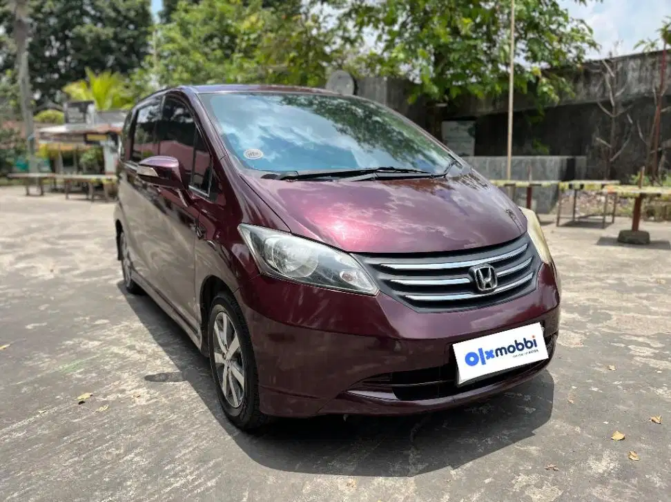 FREED E PSD MATIC 2010