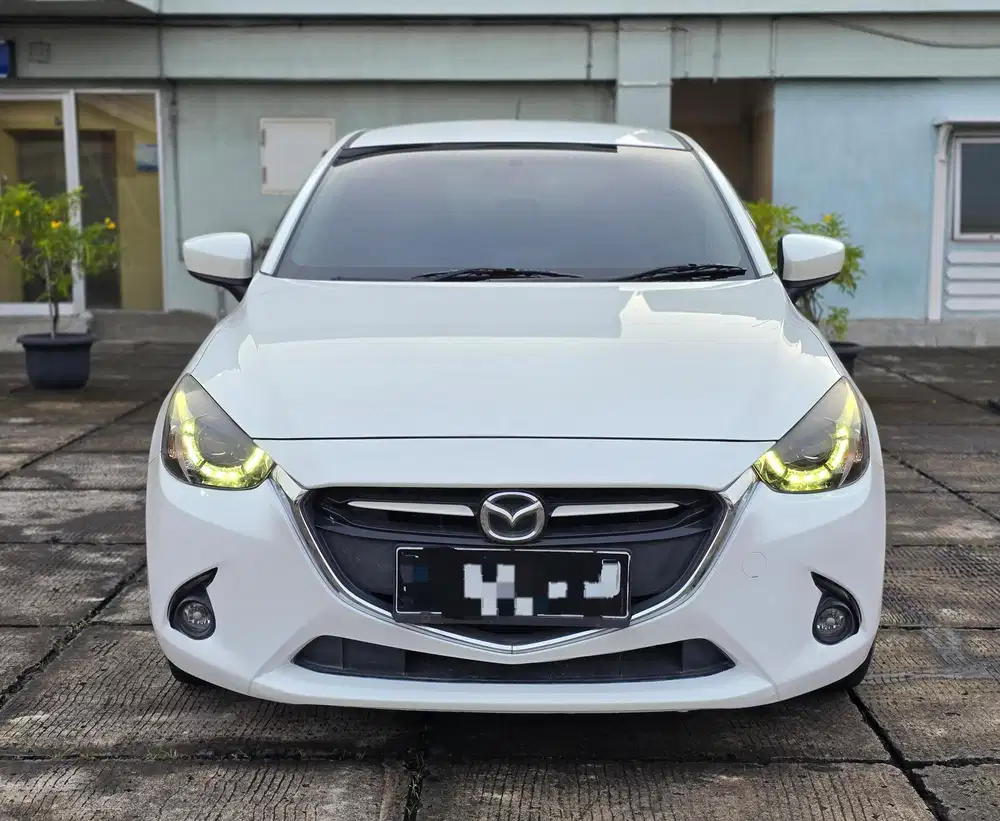 MAZDA 2 R SKYACTIV AT LOW KM 44RB ASLI THN 2015