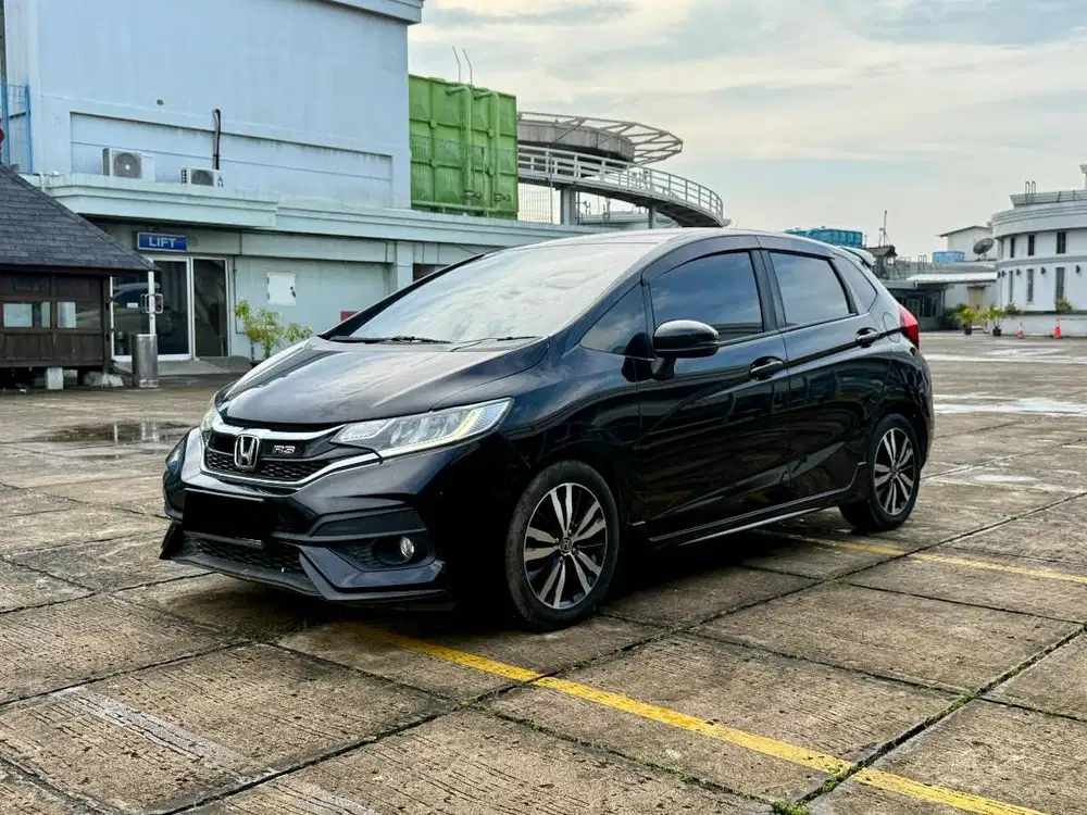 HONDA JAZZ RS at 2018