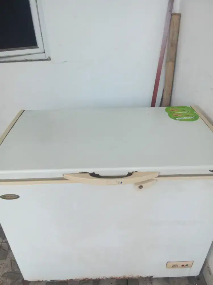 Frezer 200 liter merk sansio cepet beku