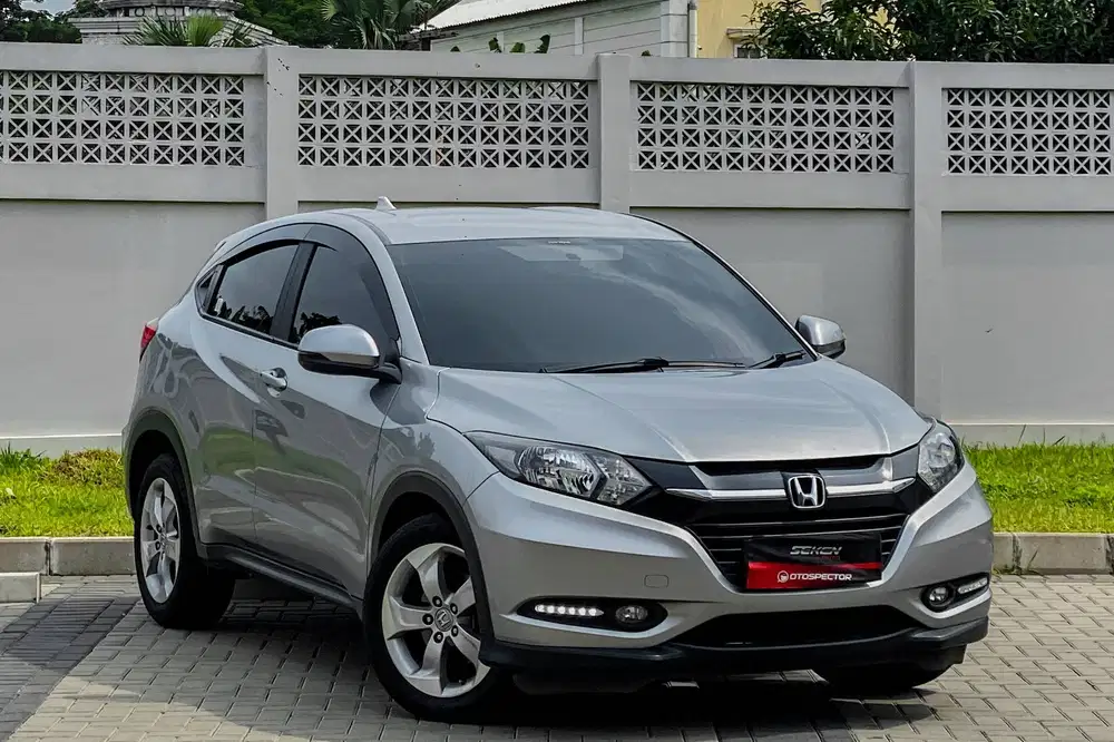 Honda HRV HR-V 1.5 S CVT Matic 2016 Abu Abu Bulan Metalik, FULL RECORD