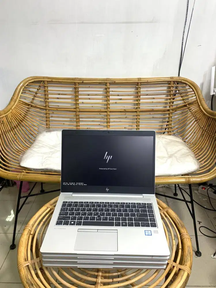 Laptop Hp Elitebook 840 G5 Core i5 Gen7 Ram 8GB 14inch N-VN