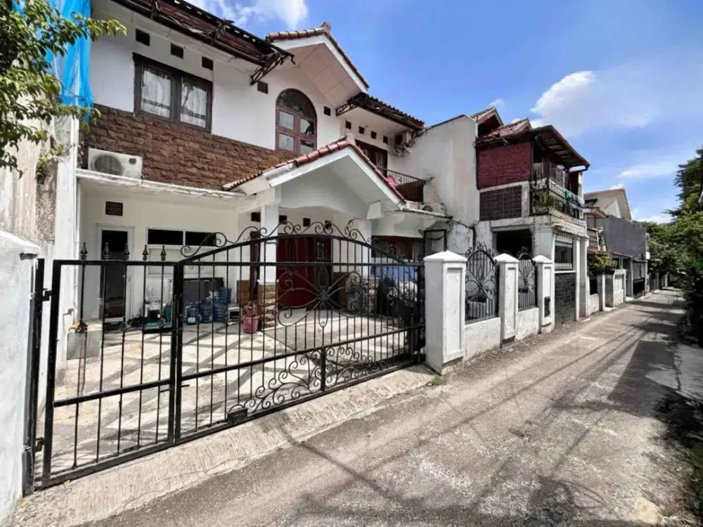 GAK SAMPE 3 M ! RUMAH 2 LANTAI SIAP HUNI DI TEBET !