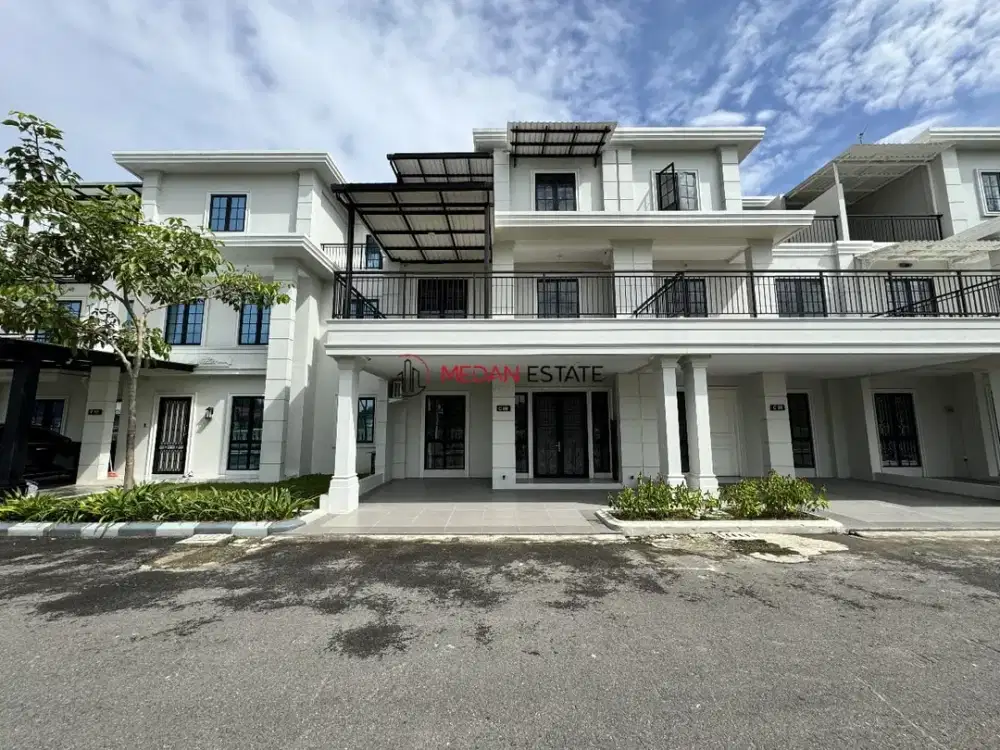 DI JUAL RUMAH BARU DI JEWEL PARK MEDAN POLONIA !!Jewel Park C09 LT. 7×14,5 * Bangunan cor habis * Siap huni fully furnished * CCTV 16 Channel * Intern