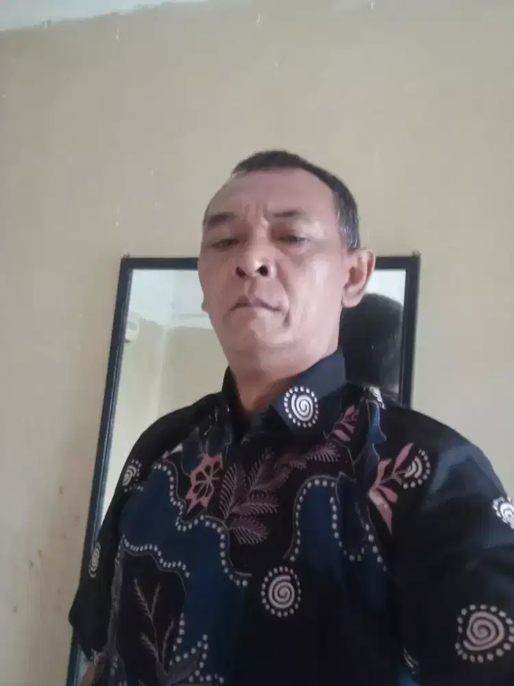 Butuh kerjaan JD supir.siap luar kota utk lebaran jg bisa .