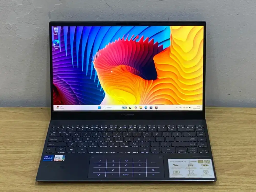 Asus ZenBook UX425EA Prosesor Intel core i7-1165G7/Ram 16GB/SSD 512GB