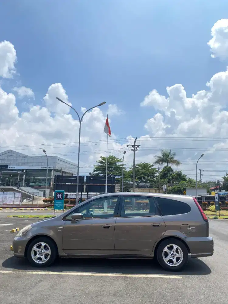 Honda Stream 1.7 2006 Manual