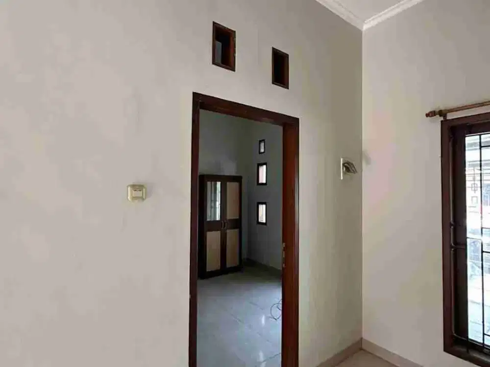 Rumah 1lt Cluster One Gate System Siap Huni di Pedurungan