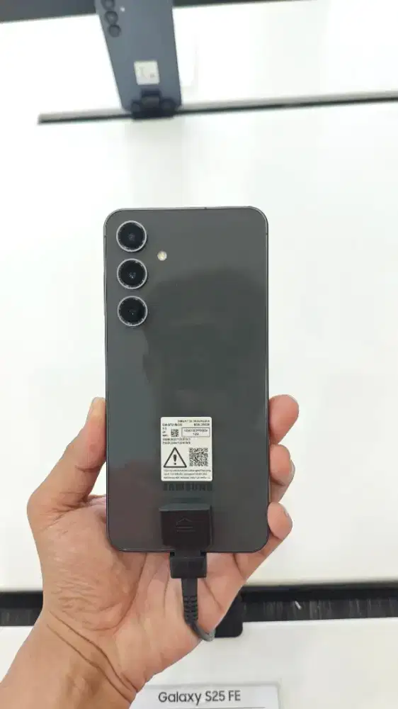 Samsung Galaxy S25FE / Bunga Bisa 0% & proses Mudah dibantu hingga Acc