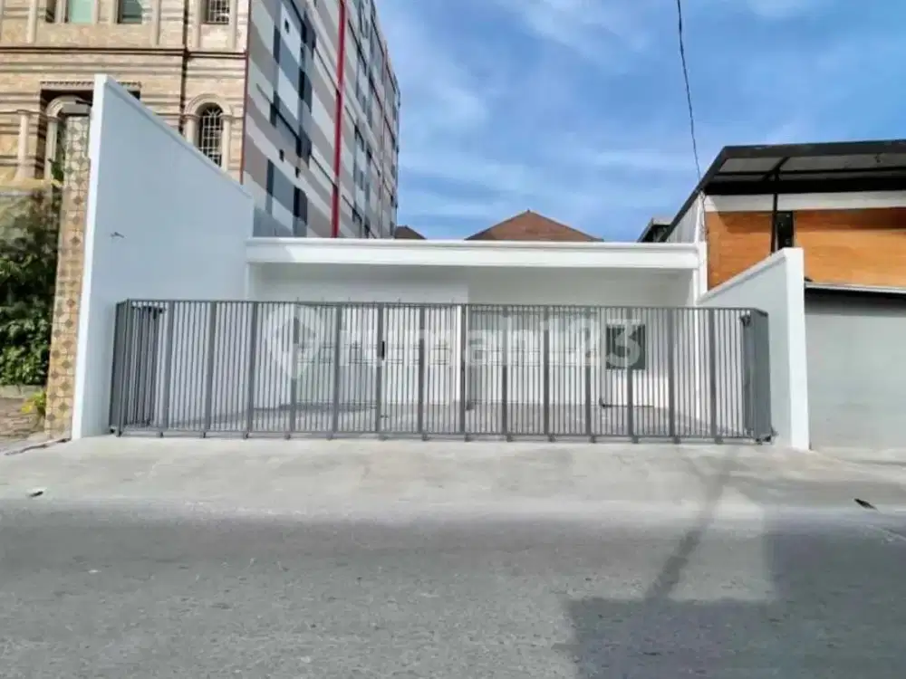 Disewakan Ruang Usaha Baru Lokasi Laweyan,Solo  Luas 325m2