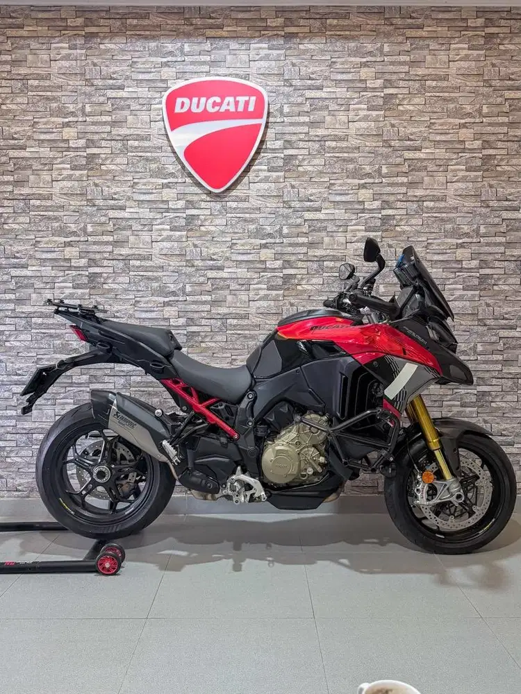 Ducati Multistrada Pikes Peak V4 2026