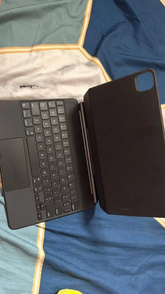 Magic Keyboard original apple ada minus