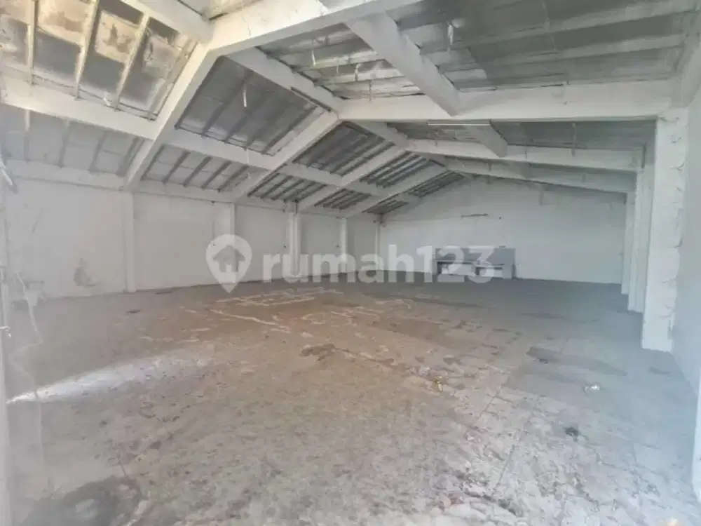 Disewakan Gudang Zona Kuning Lokasi Solo Baru Luas 900m2