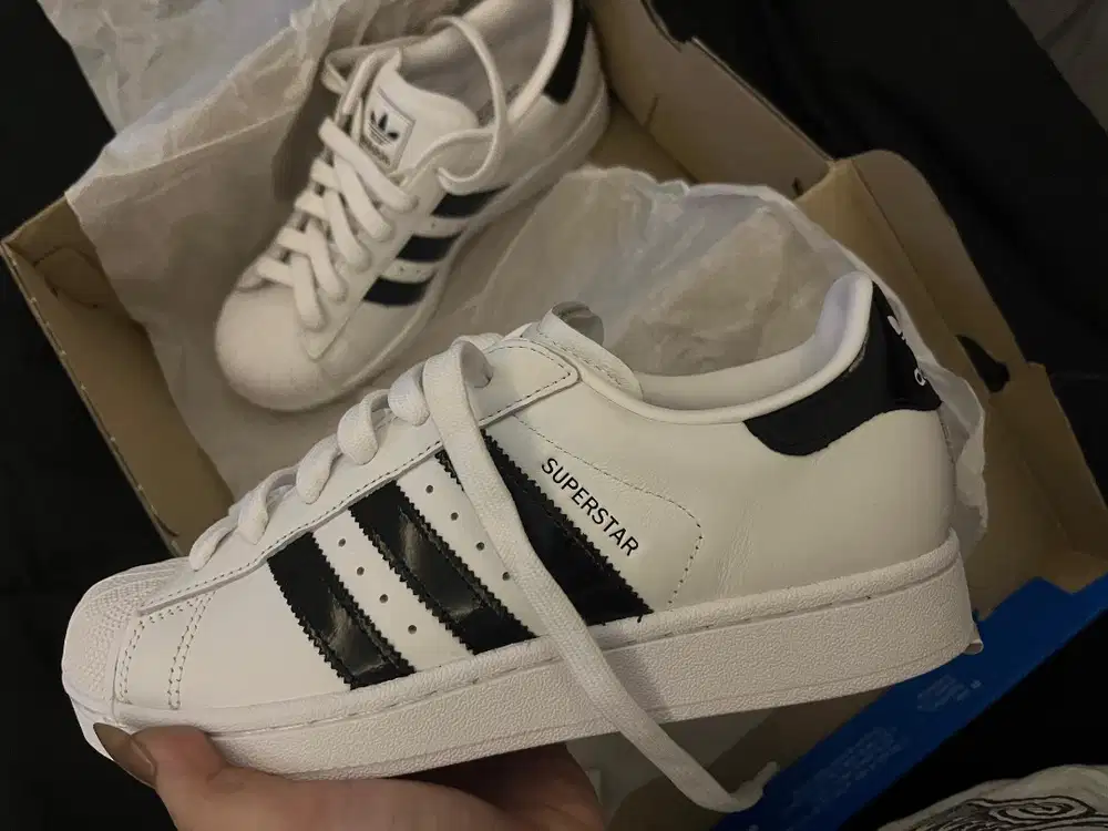 ADIDAS SUPERSTAR