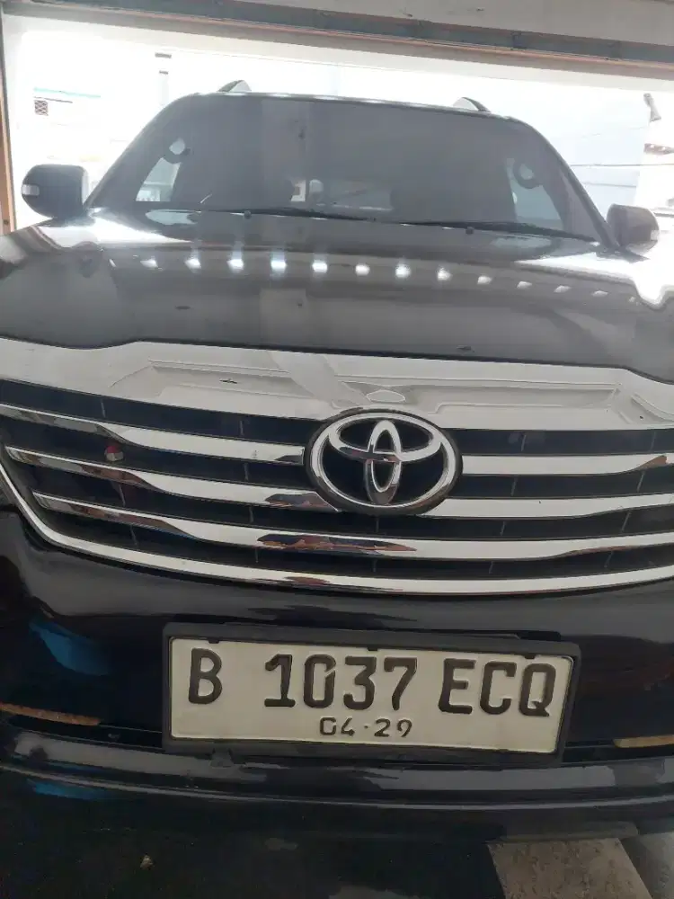 Dijual Fortuner G AT Diesel 2012