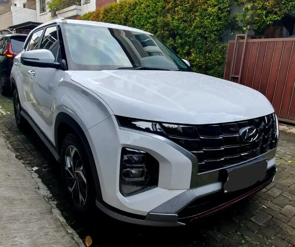 Hyundai Creta putih AT 2023 istimewa