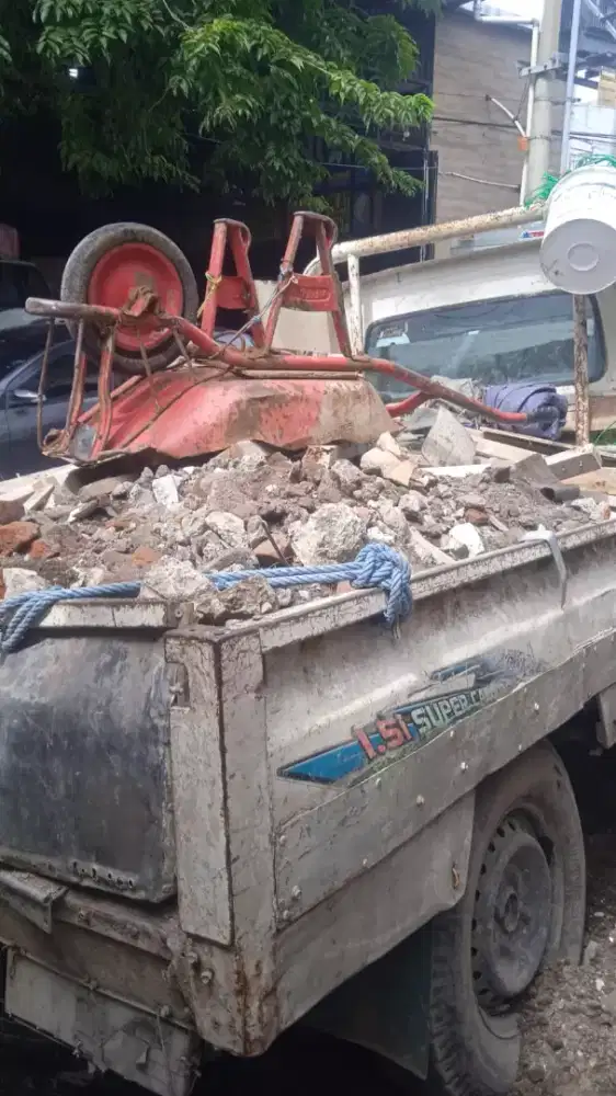 Jasa buang gragal dan sampah bangunan