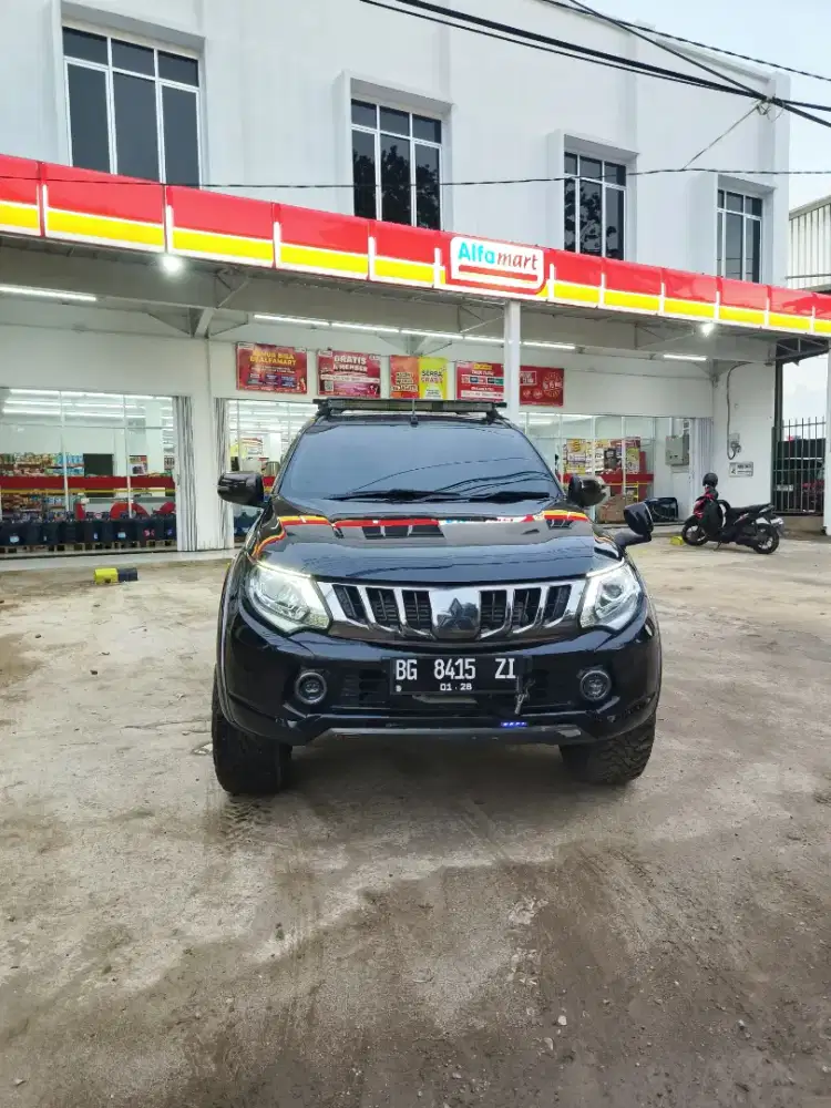 Mitsubishi Triton Exceed MT 4x4 2017