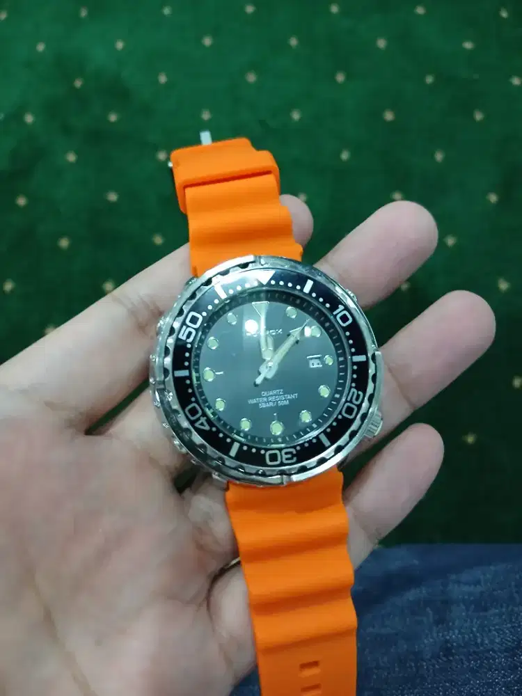 Jam tangan mirip seiko tuna