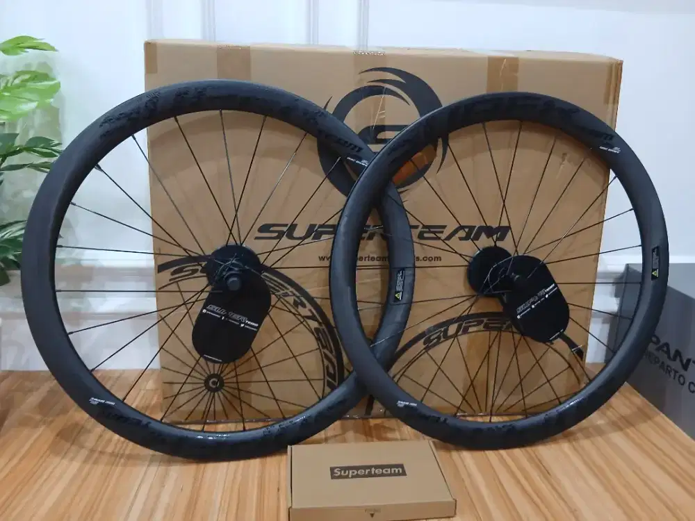 WHEELSET ROADBIKE SUPERTEAM 45MM CX40 DISCBRAKE CARBON BARU