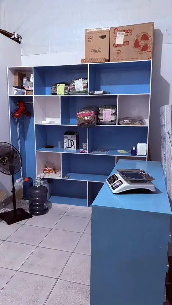 Di jual meja dan rak lemari laundry