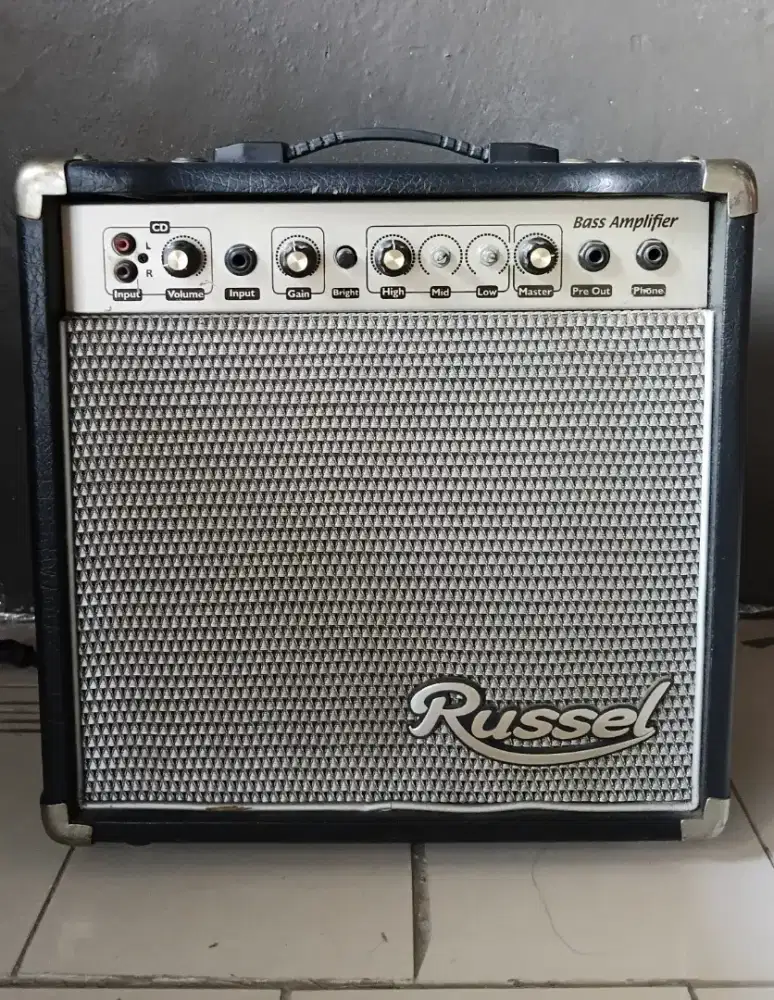 Russel Rb20 cd amplifire