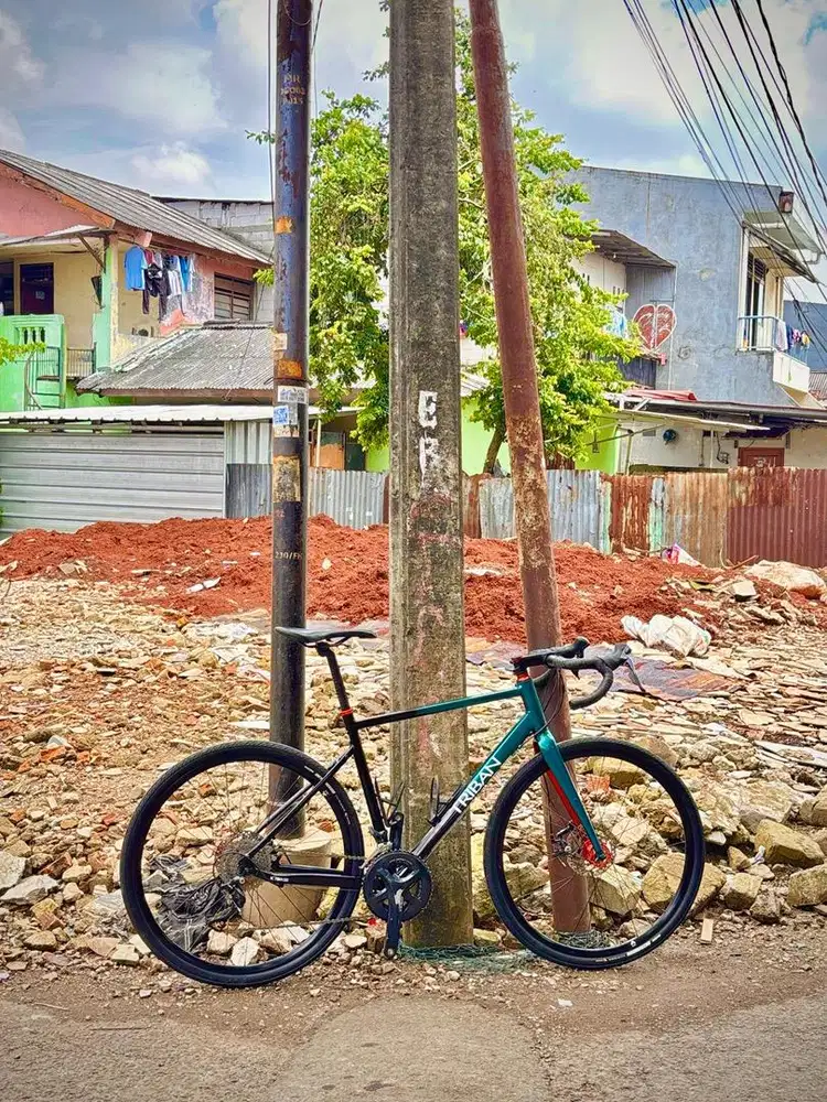 SEPEDA GRVL TRIBAN RC500