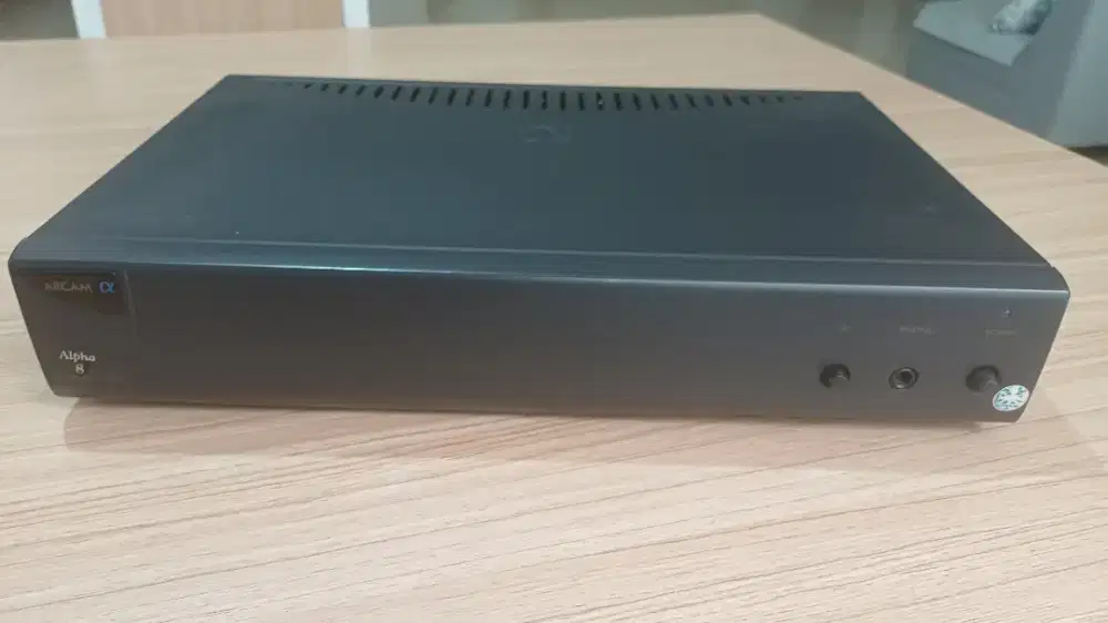 Power amplifier Arcam Alpha 8..made in England
