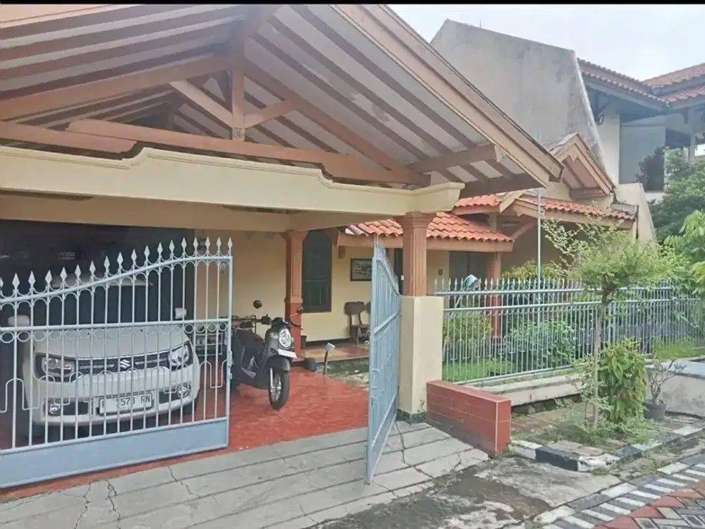 Gayung Kebonsari Terawat Strategis Dekat Raya A Yani, Trans Icon Mall